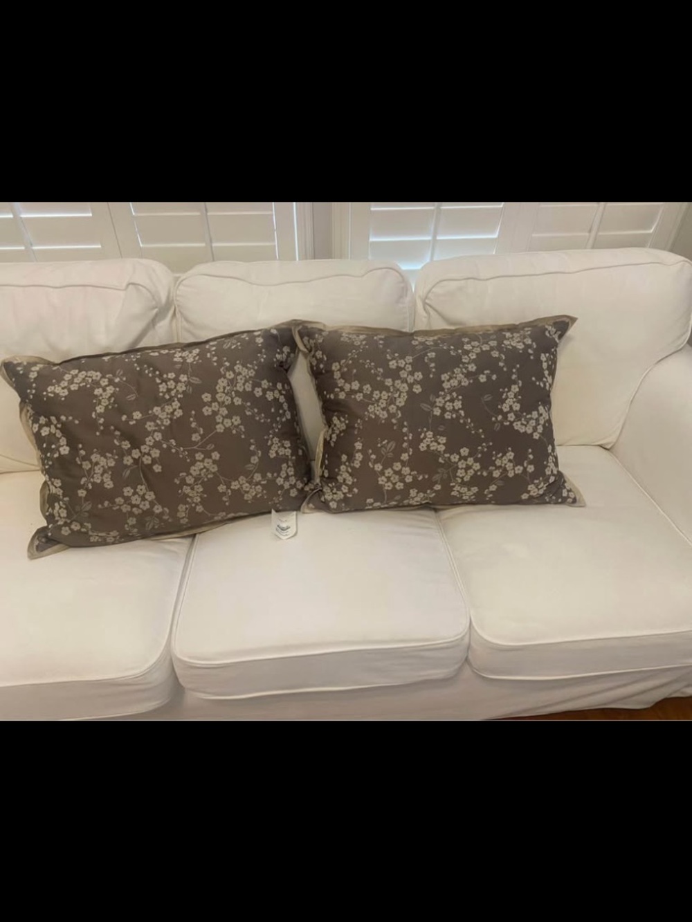 Luxury Floral Throw Pillows – Set of 2 Neutral Designer Accent Cushions